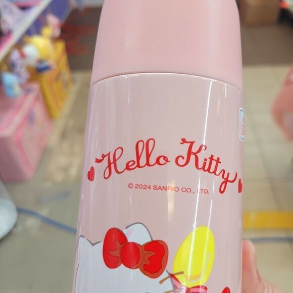 Brand New Sanrio Hello Kitty Thermal Bottle Size: 460ml - Picture 3 of 14